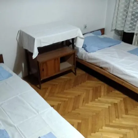 Apartment Skopje, Center, Hostel, Apartment, Ramstore !!10 Euro Per Night!! *