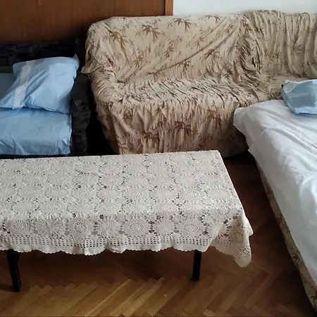 Skopje, Center, Hostel, Apartment, Ramstore !!10 Euro Per Night!! *